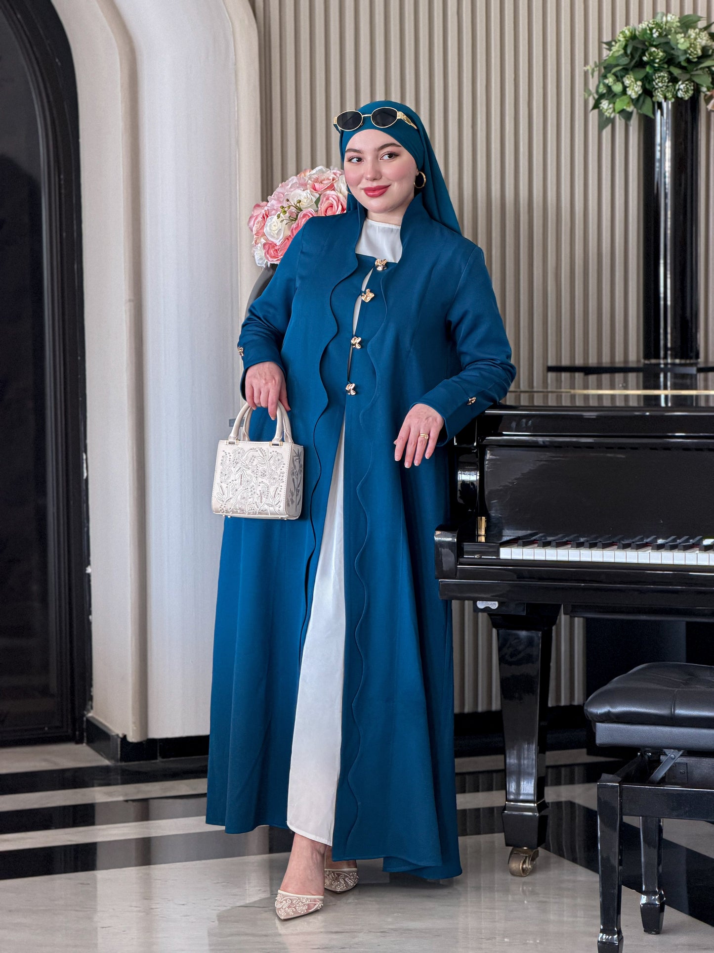 Perle abaya bleu petrole