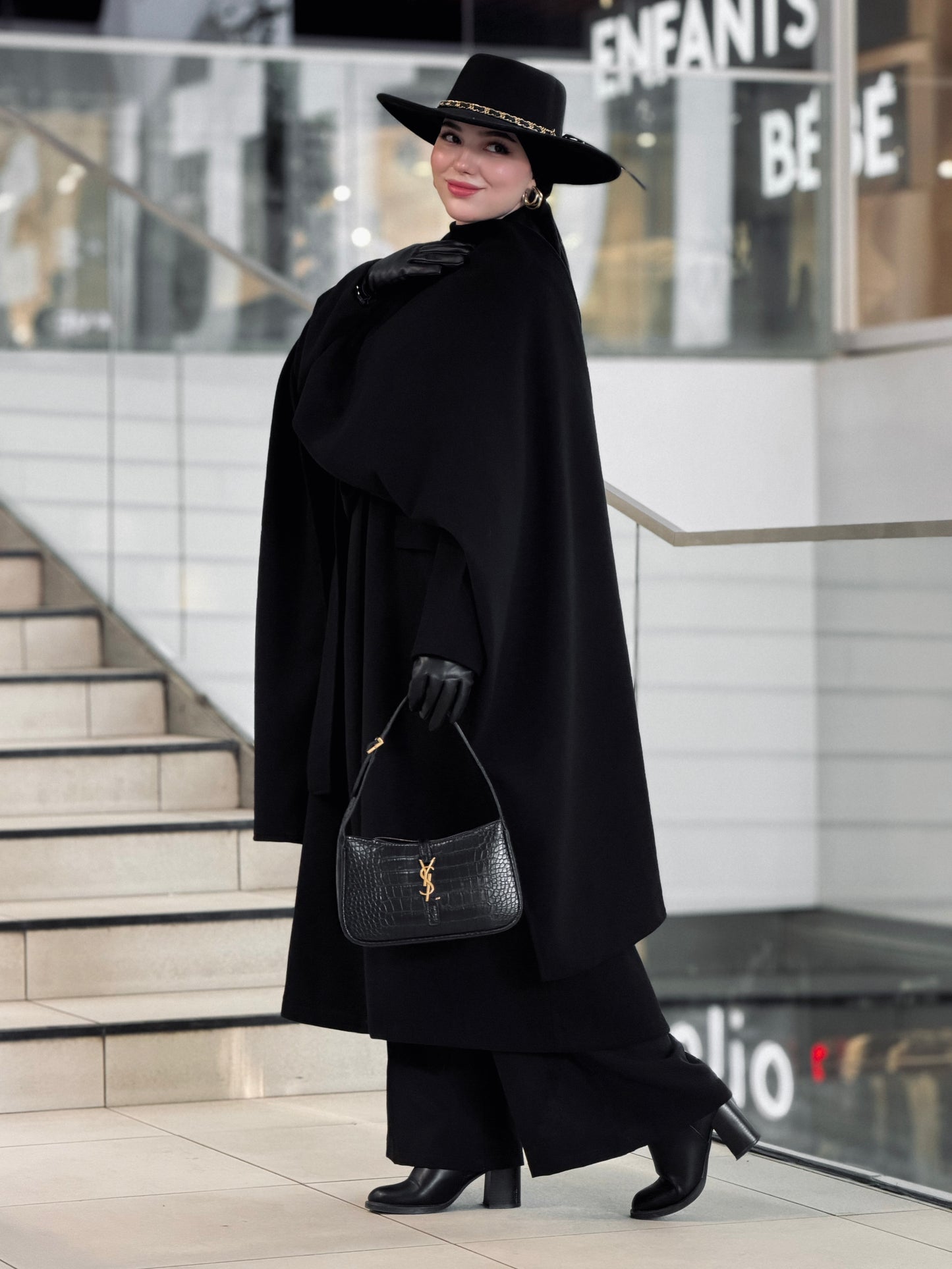 Signature cachemire black coat avec écharpe