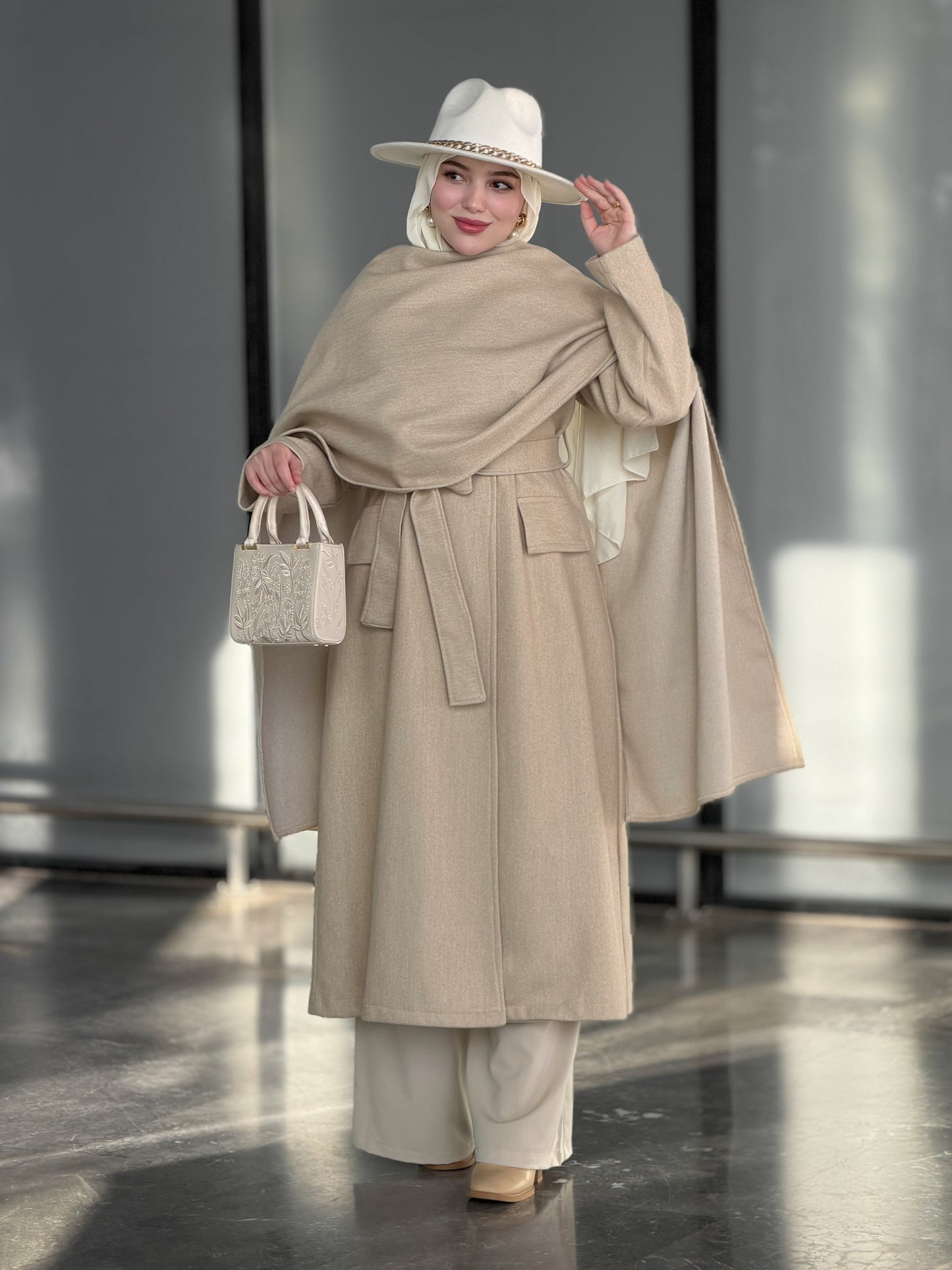 Signature camel cachemire coat avec écharpe
